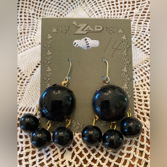 ZAD BOHO beaded earrings OLIVE GREEN SHAKER CHA CHA ear wires  2” NWT FABULOUS!! - Picture 7 of 8